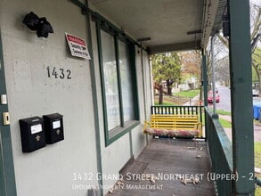 1432 Grand St NE in Minneapolis, MN - Building Photo - Building Photo