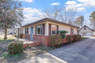 4325 Denfield St in Durham, NC - Building Photo - Building Photo