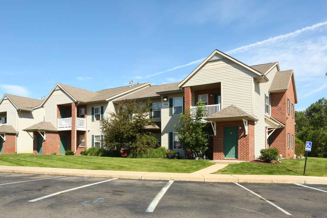 Arbors at Georgetown in Lansing, MI - Building Photo