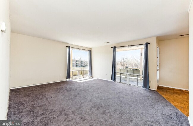 7200 Donnell Pl in Forestville, MD - Building Photo - Building Photo