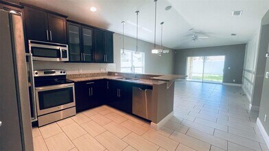 4706 Seeley St in Kissimmee, FL - Building Photo - Building Photo