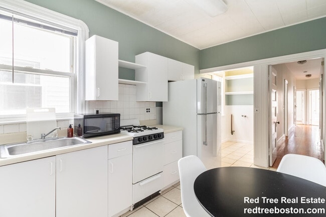 property at 789 Columbia Rd