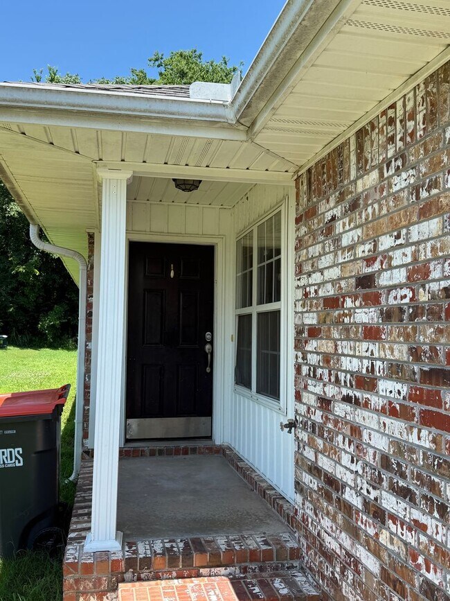 719 McKibben St in Van Buren, AR - Building Photo - Building Photo