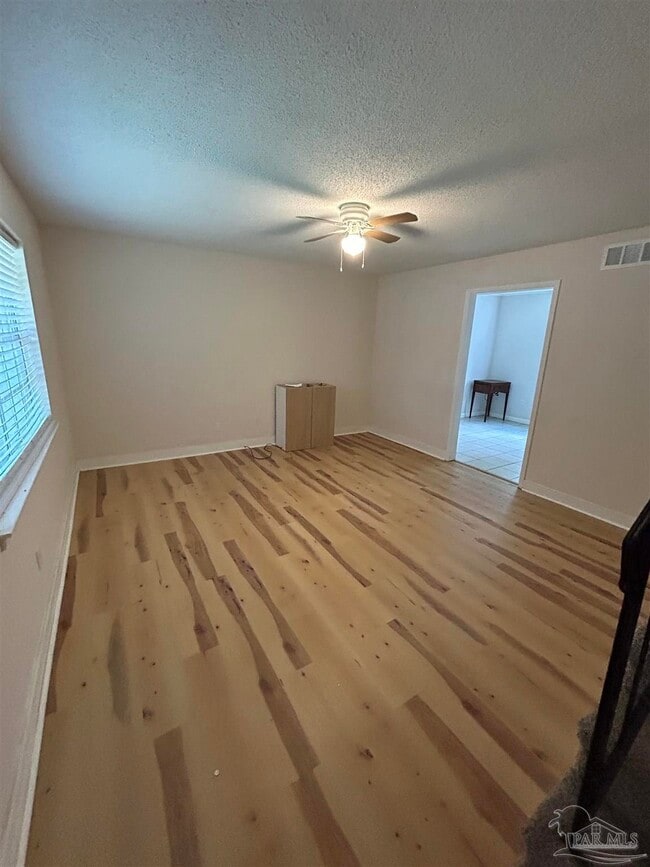 8013 Sabra Dr in Pensacola, FL - Building Photo - Building Photo