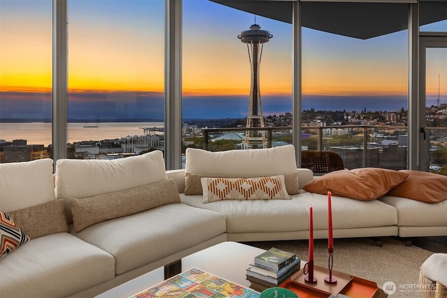 2510 6th Ave in Seattle, WA - Foto de edificio