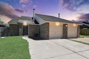 16423 Monte Carlo Ln in Houston, TX - Building Photo