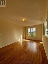 1189 Drinkle Cres in Oshawa, ON - Building Photo - Building Photo