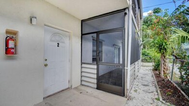 310 S J St in Lake Worth, FL - Building Photo - Building Photo