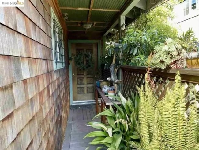 428 Tewksbury Ave in Richmond, CA - Building Photo - Building Photo