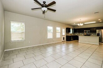 9201 Sawyer Fay Ln in Austin, TX - Building Photo - Building Photo