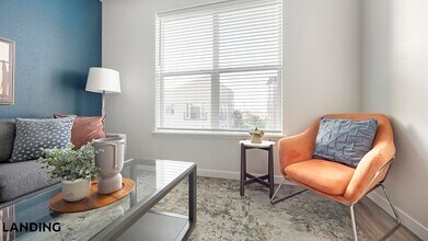 7166 W Custer Ave, Unit C-403 in Lakewood, CO - Foto de edificio - Building Photo