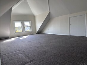 154 Grant Ave in Mineola, NY - Building Photo - Building Photo