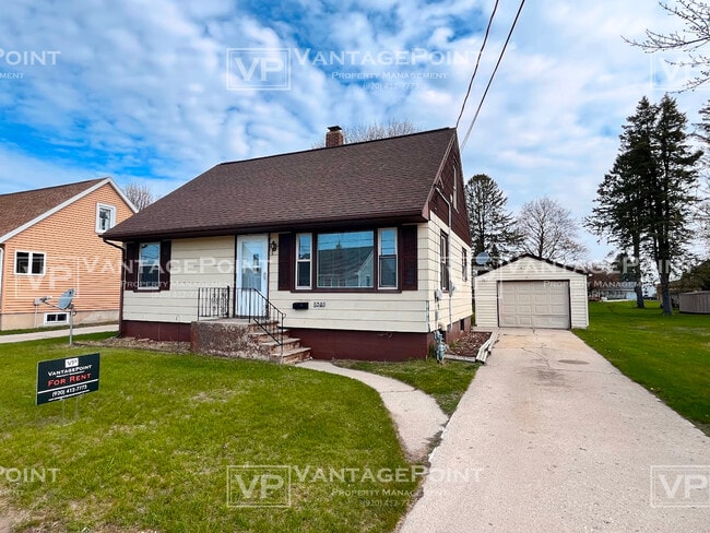 property at 2410 16th St