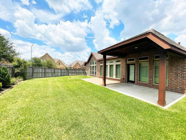 2302 Lost Bridge Ln in Pearland, TX - Building Photo - Building Photo