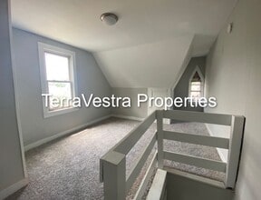 327 E Broad St in Millville, NJ - Building Photo - Building Photo