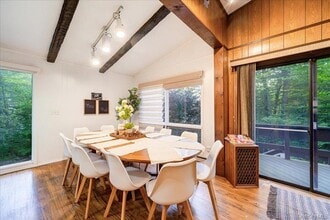 40 Winterthur Rd in Woodridge, NY - Building Photo - Building Photo