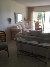 501 Lake Shore Dr-Unit -105 in West Palm Beach, FL - Building Photo - Building Photo