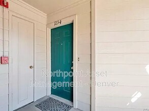 9510 E Florida Ave in Denver, CO - Building Photo - Building Photo
