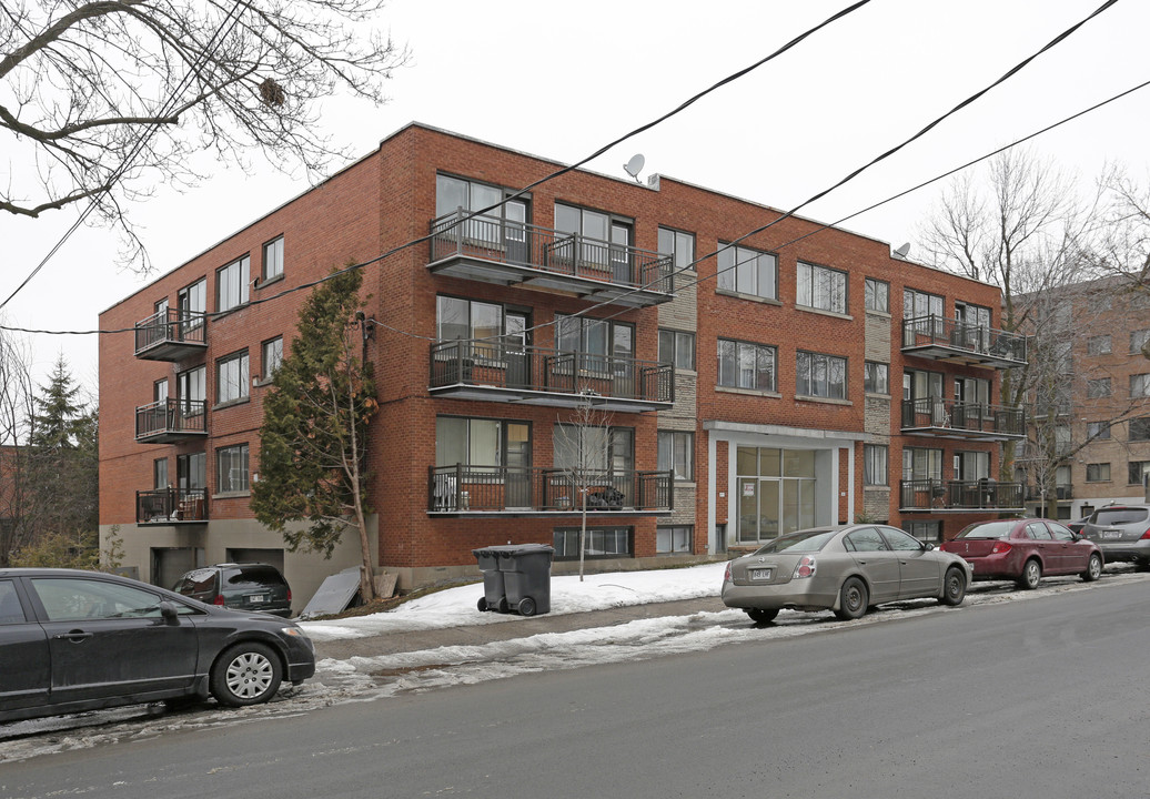 4945 Bourret in Montréal, QC - Building Photo