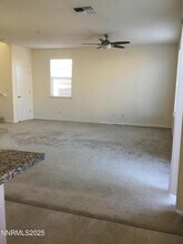 7115 Diversey Dr in Sparks, NV - Building Photo - Building Photo