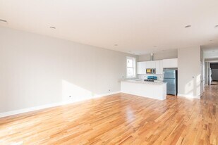 1629 N Spaulding Ave in Chicago, IL - Building Photo