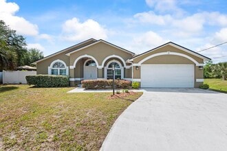 11 Lynton Pl in Palm Coast, FL - Building Photo - Building Photo