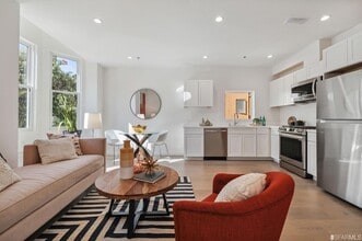 3036 Fulton St, Unit #4 in San Francisco, CA - Foto de edificio - Building Photo