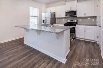 11105 Austin Estates Dr in Charlotte, NC - Building Photo - Building Photo