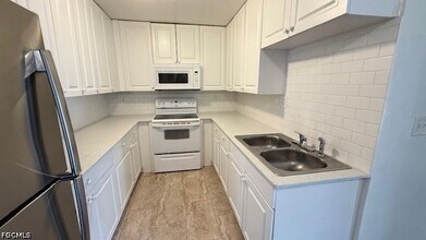 3616 Pearl St in Ft. Myers, FL - Building Photo - Building Photo