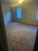 61 Spring St in Trenton, NJ - Foto de edificio - Building Photo