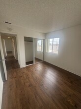 Park Ridge Apartments in Bellflower, CA - Foto de edificio - Building Photo