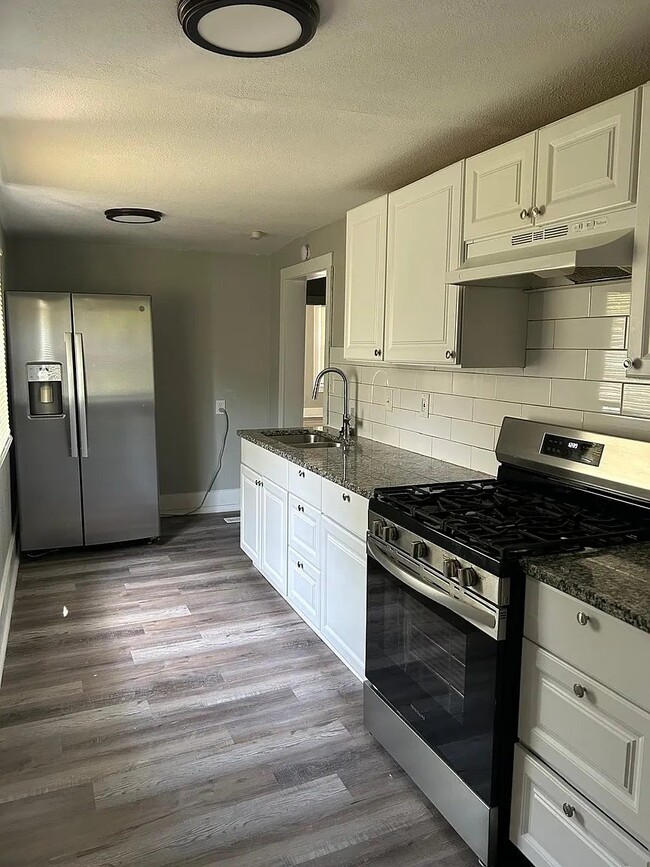 property at 121 S Fuller St