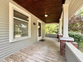 217 Gardenia Ave in Royal Oak, MI - Building Photo - Building Photo