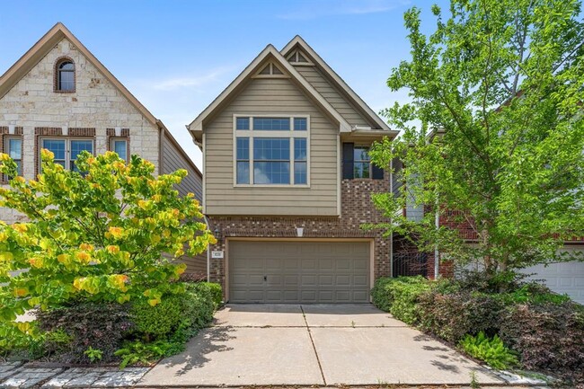 1721 W T C Jester Blvd in Houston, TX - Building Photo - Building Photo