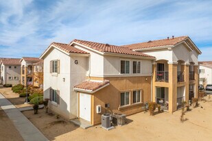 Casa Bella in Victorville, CA - Building Photo