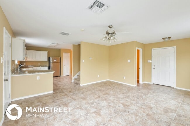 5502 Hidden Canyon in San Antonio, TX - Building Photo - Building Photo