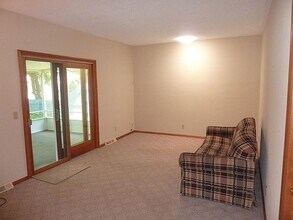 3930 Kimberton Dr in Toledo, OH - Building Photo - Building Photo