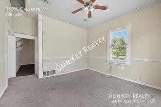 1025 E Chaffin St in Sherman, TX - Building Photo - Building Photo