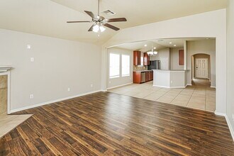 2527 Elm Crossing Trail in Spring, TX - Building Photo - Building Photo