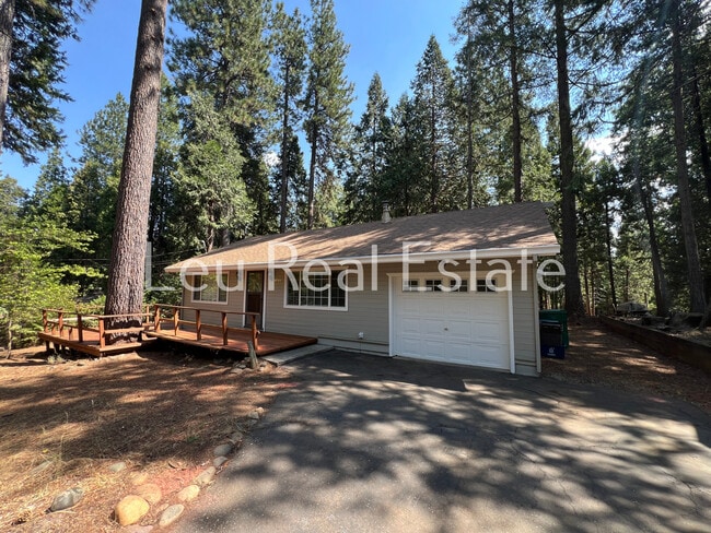 4844 Golden St in Pollock Pines, CA - Building Photo - Building Photo