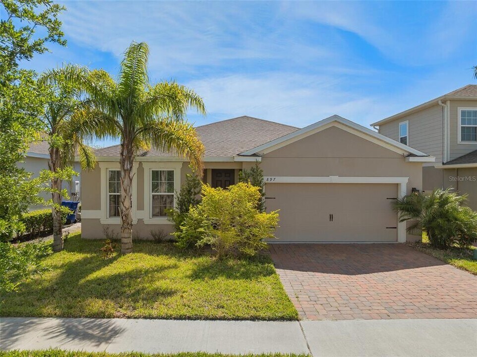 897 Dusty Pine Dr in Apopka, FL - Building Photo