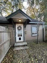 208 W 1st St in Tyler, TX - Building Photo