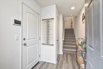 2211 Solara Ln in Vista, CA - Building Photo - Building Photo