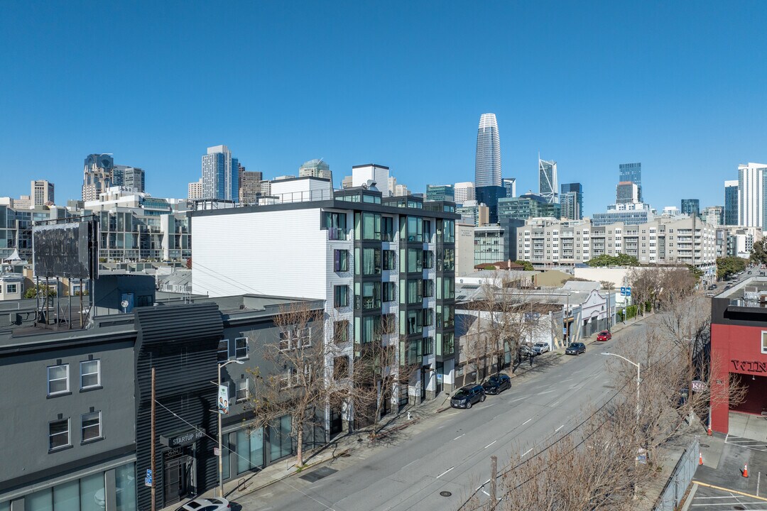 870 Harrison St in San Francisco, CA - Building Photo