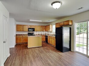 9624 Eagle Feathers Dr in Charlotte, NC - Building Photo - Building Photo