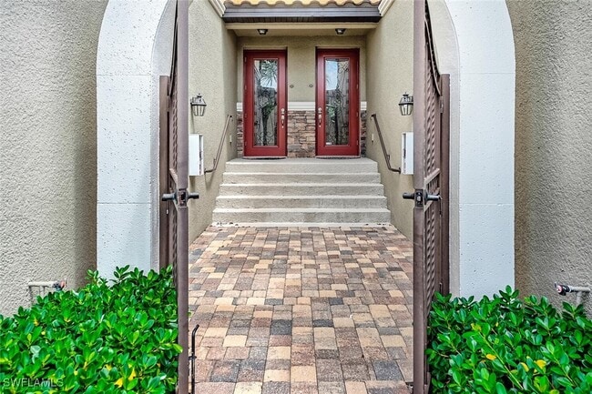 property at 9107 Napoli Ct