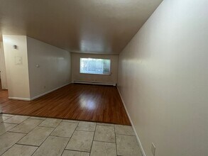 327 Mathews St in Fort Collins, CO - Building Photo - Building Photo