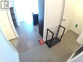5168 Yonge St in Toronto, ON - Building Photo - Building Photo