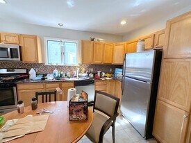 149 North St, Unit 1 in Somerville, MA - Building Photo