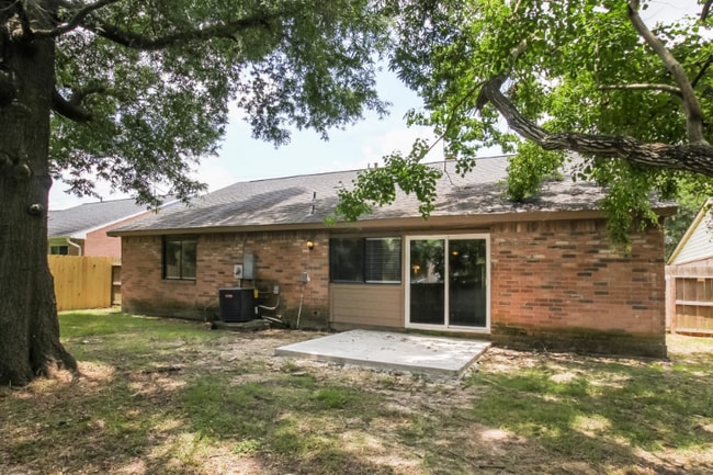 14118 Edenglen Dr in Houston, TX - Building Photo - Building Photo